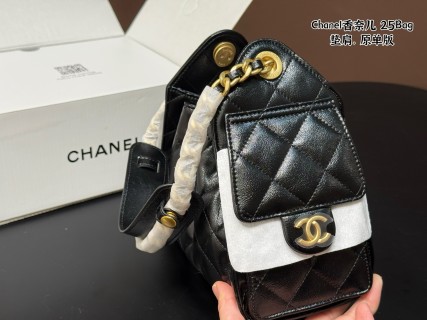Chanel 25 Bag Black Quilted Gold Hardware view 4