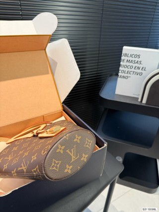 Louis Vuitton Monogram Bucket Bag with Leather Handle view 7