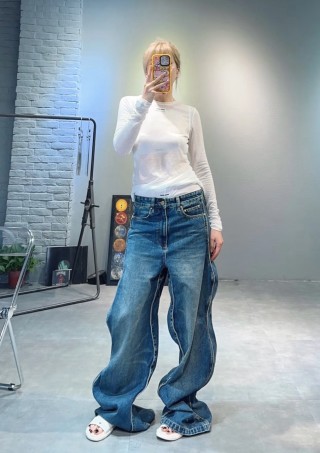 Wide-Leg Dark Wash Denim Jeans view 3