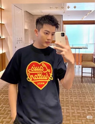 Louis Vuitton Heart Logo Black T-Shirt view 2
