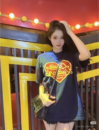 Louis Vuitton Heart Logo Black T-Shirt view 3