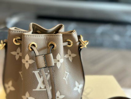 Louis Vuitton Nano Bucket Bag Elephant Gray view 2