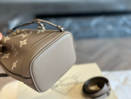 Louis Vuitton Nano Bucket Bag Elephant Gray view 5