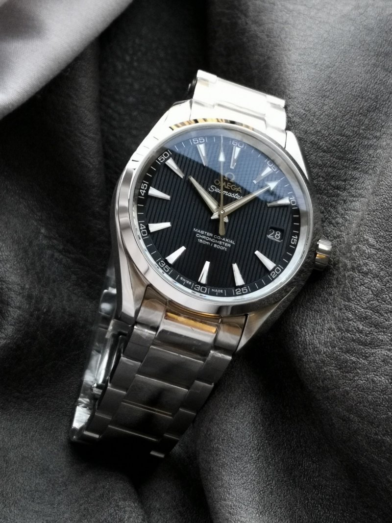 Omega Seamaster 41mm Deep Blue Dial Steel Watch view