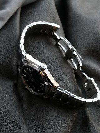 Omega Seamaster 41mm Deep Blue Dial Steel Watch view 7