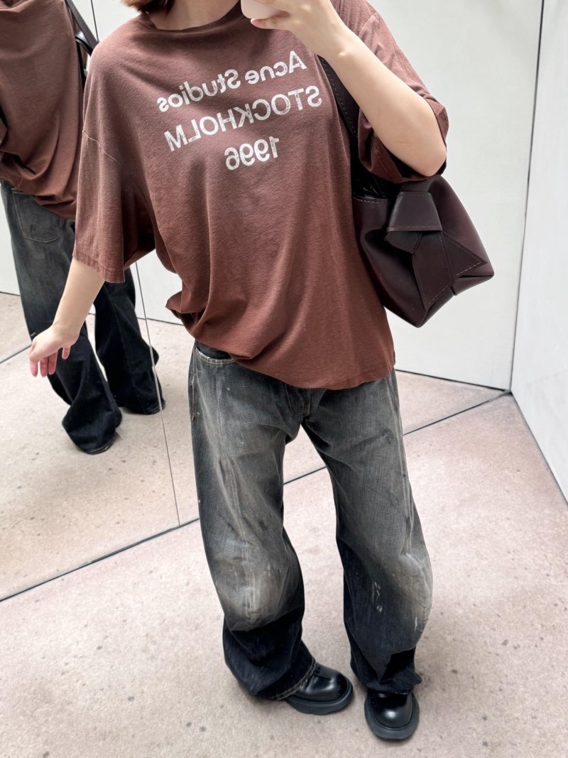 Acne Studios Stockholm 1996 Mauve T-Shirt view