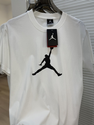 Jordan Classic Jumpman White T-Shirt view 5