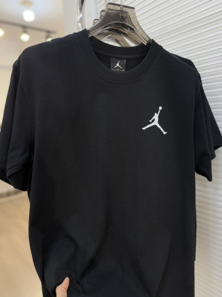 Jordan Classic Jumpman White T-Shirt view 7