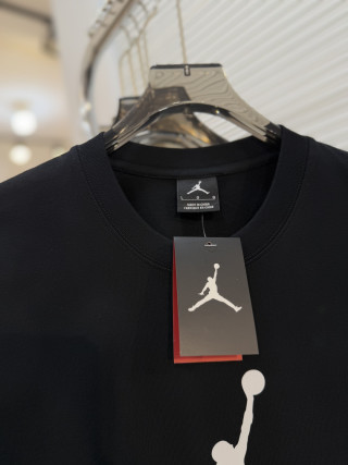 Jordan Classic Jumpman White T-Shirt view 9