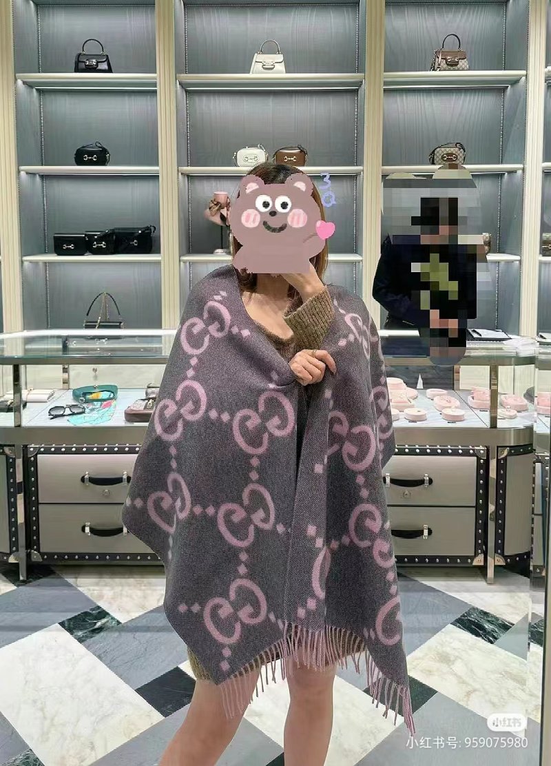 Gucci GG Double-Face Jacquard Long Scarf - Grey view