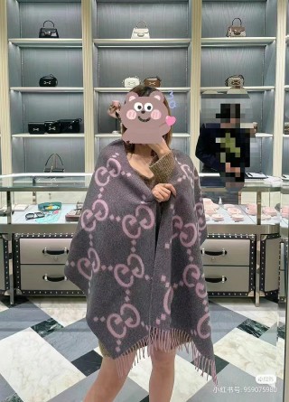 Gucci GG Double-Face Jacquard Long Scarf - Grey view 3