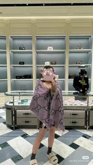 Gucci GG Double-Face Jacquard Long Scarf - Grey view 8