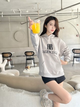 Balenciaga BB Logo Hoodie Beige view 3