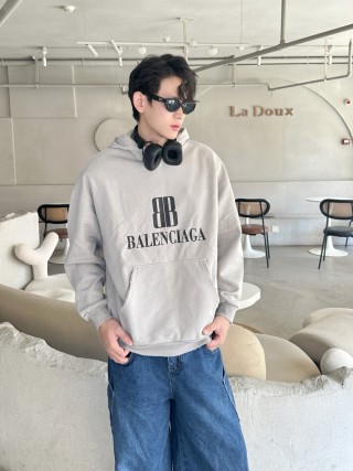 Balenciaga BB Logo Hoodie Beige view 9