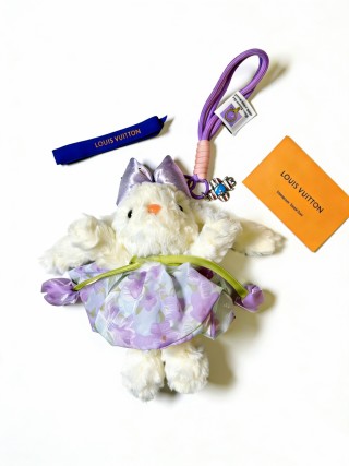 Louis Vuitton Angor Forest Plush Keychain Purple view 5