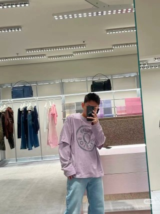 Gucci Distressed Logo Long Sleeve T-Shirt Lavender view 2