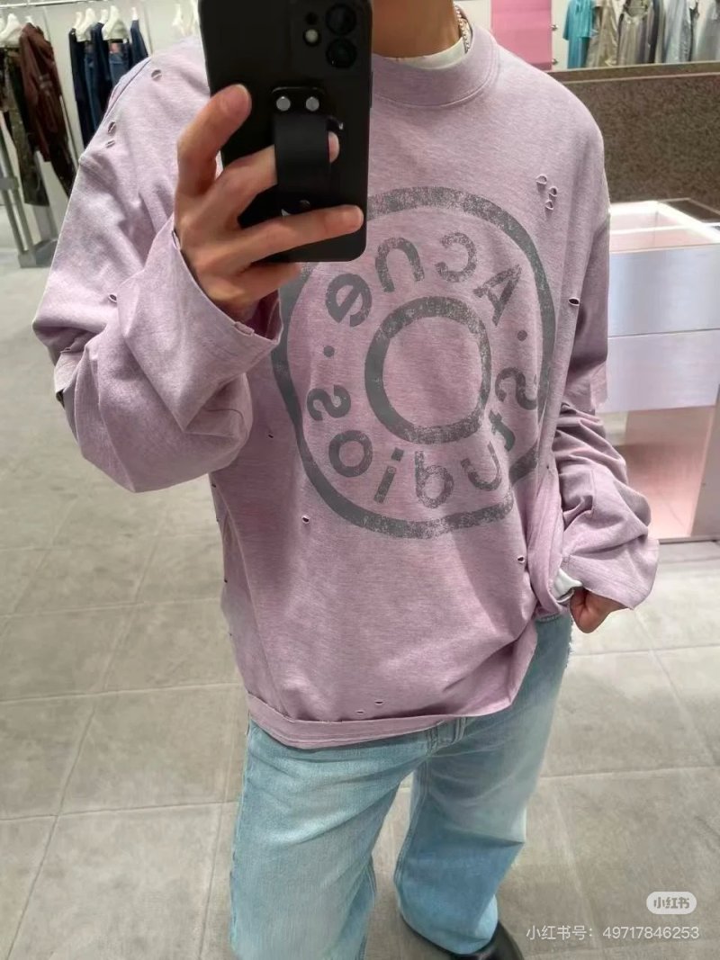 Gucci Distressed Logo Long Sleeve T-Shirt Lavender view