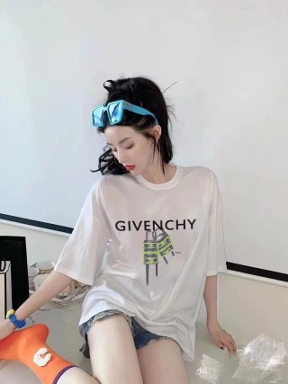 Givenchy Graphic White T-Shirt