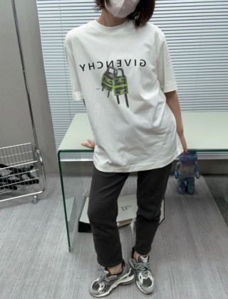 Givenchy Graphic White T-Shirt view 4