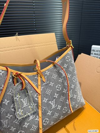 Louis Vuitton Monogram Carryall Denim Shoulder Bag - Gray view 4