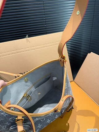 Louis Vuitton Monogram Carryall Denim Shoulder Bag - Gray view 9