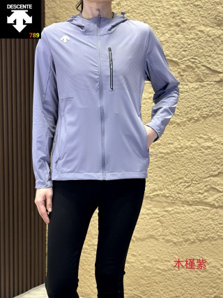 Descente Women's Lightweight Hooded Sunscreen Jacket - Lavender