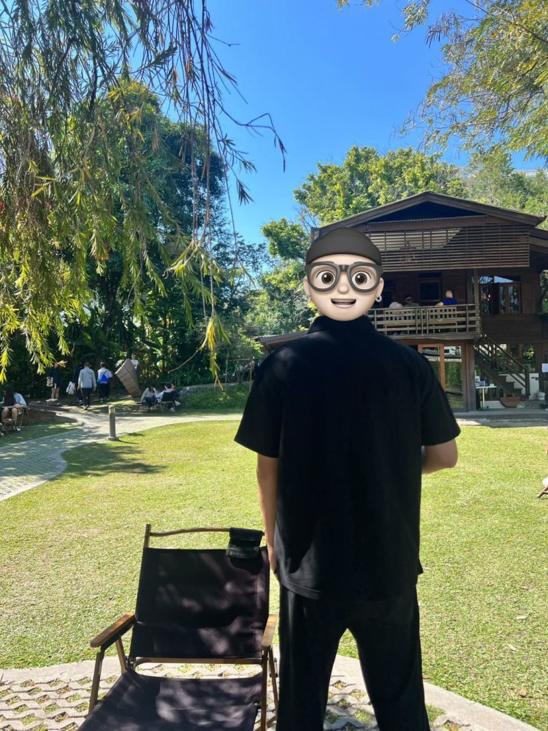Gucci Black Short-Sleeve Polo Shirt view