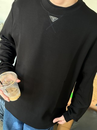 Prada Black Long Sleeve Triangle Logo T-Shirt view 9
