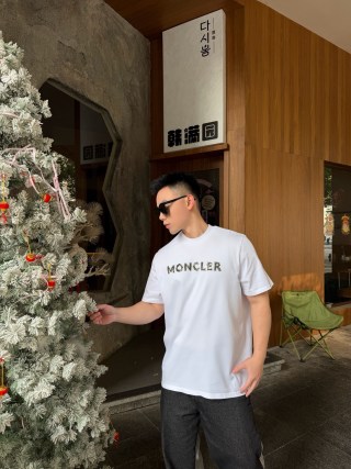 Moncler Logo White T-Shirt view 7