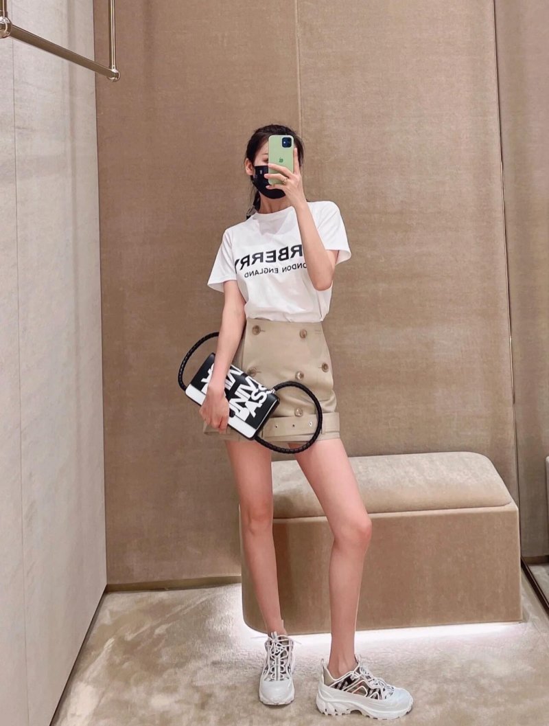 White Graphic Print Short Sleeve T-Shirt view