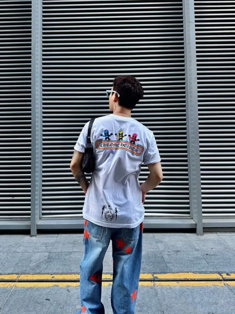 White Skull Graphic Short Sleeve T-Shirt view