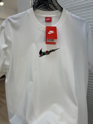Nike Small Swoosh White Short Sleeve T-Shirt view 8