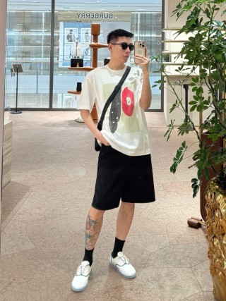 White Abstract Graphic Print Short-Sleeve T-Shirt view 3