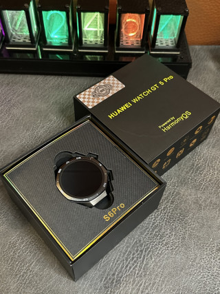 Huawei GT5 Pro 46mm Titanium Smartwatch Black view 5