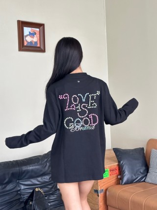 Black Love is Good Long Sleeve Graphic Tee view 2