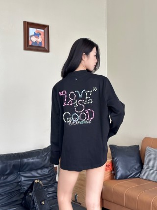 Black Love is Good Long Sleeve Graphic Tee view 4