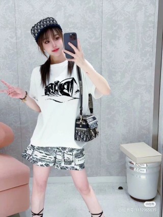 White Graphic Print Short Sleeve T-Shirt view 9