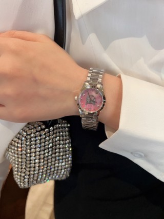 Gucci Floral Pink Dial Steel Bracelet Watch
