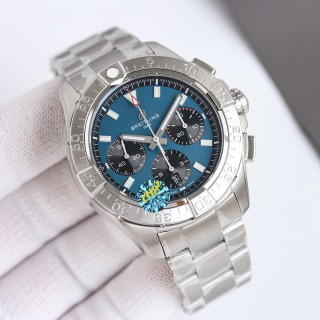 Breitling Avenger B01 Chronograph 44mm Steel Watch view 4