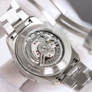 Breitling Avenger B01 Chronograph 44mm Steel Watch view 8