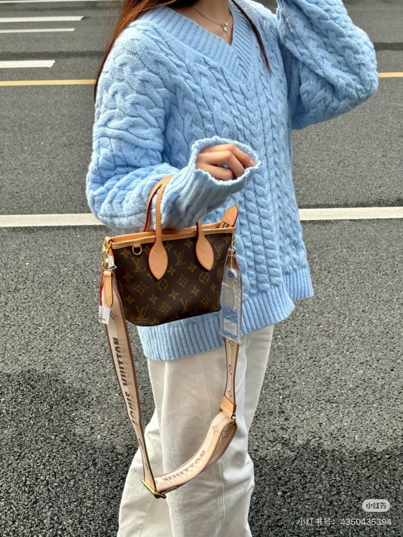 Louis Vuitton Monogram Canvas Tote Bag Brown view