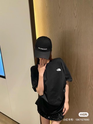 The North Face Black Short Sleeve T-Shirt view 4