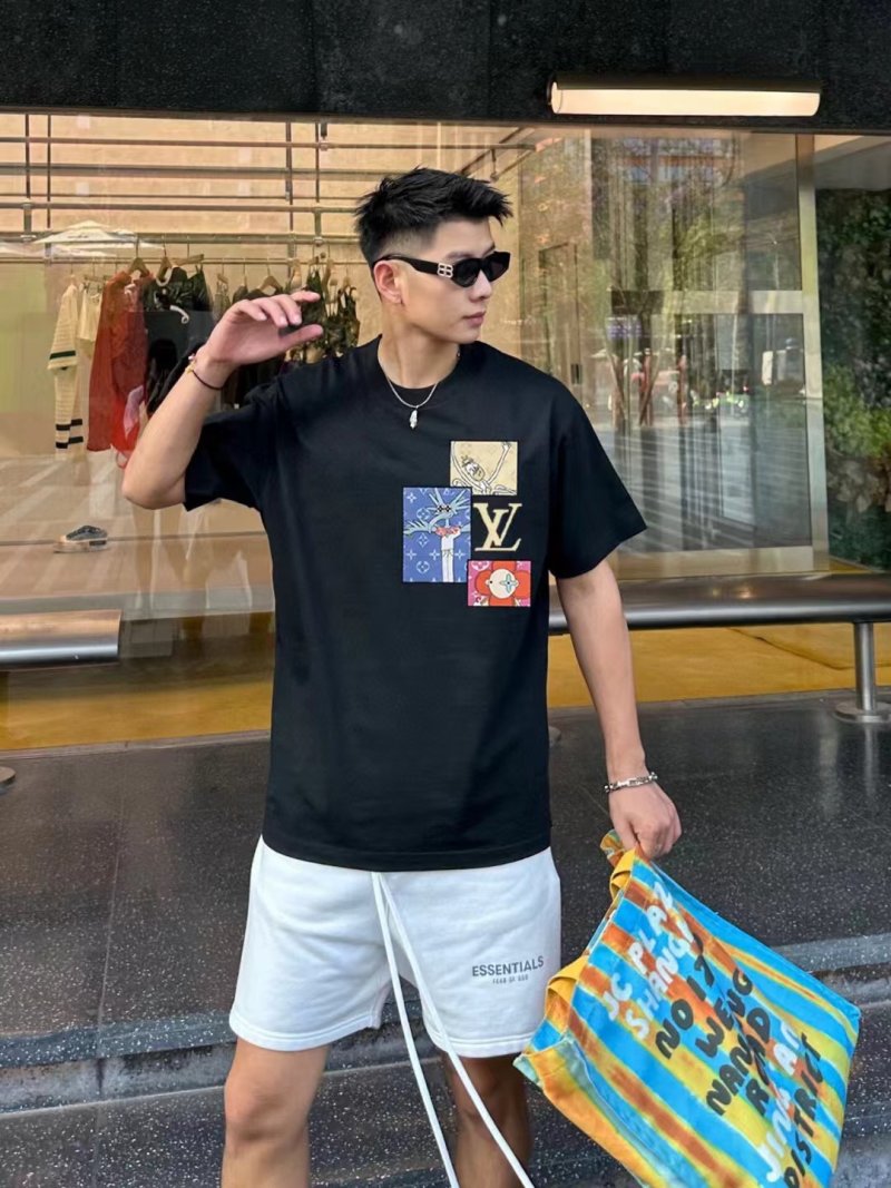Louis Vuitton Monogram Patchwork Black T-Shirt view