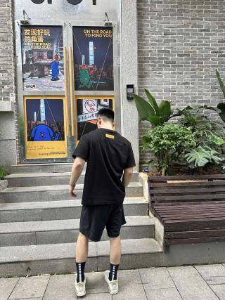 Louis Vuitton Monogram Print Black T-Shirt view 3