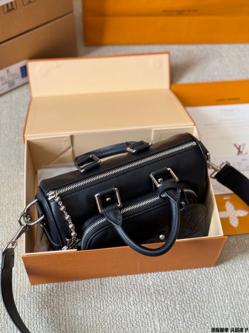 Louis Vuitton Keepall Bandouliere 25 Black Leather Bag view