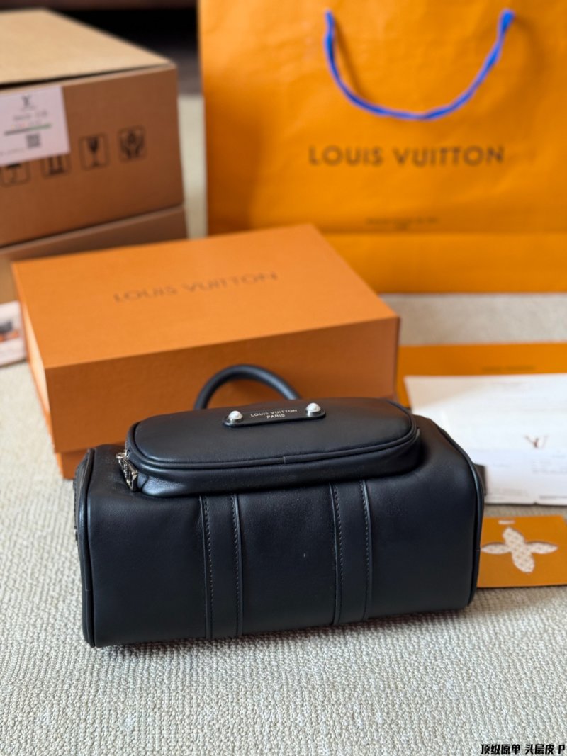 Louis Vuitton Keepall Bandouliere 25 Black Leather Bag view
