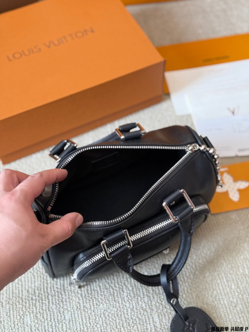 Louis Vuitton Keepall Bandouliere 25 Black Leather Bag view