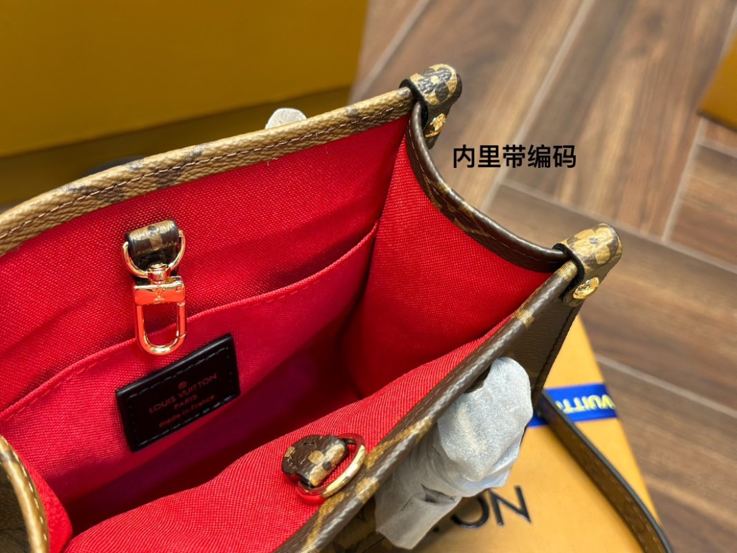 Louis Vuitton OnTheGo Mini Monogram Tote Brown view