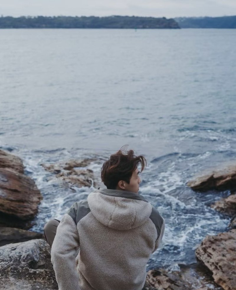 Cream & Grey Sherpa Fleece Zip Hoodie Jacket view
