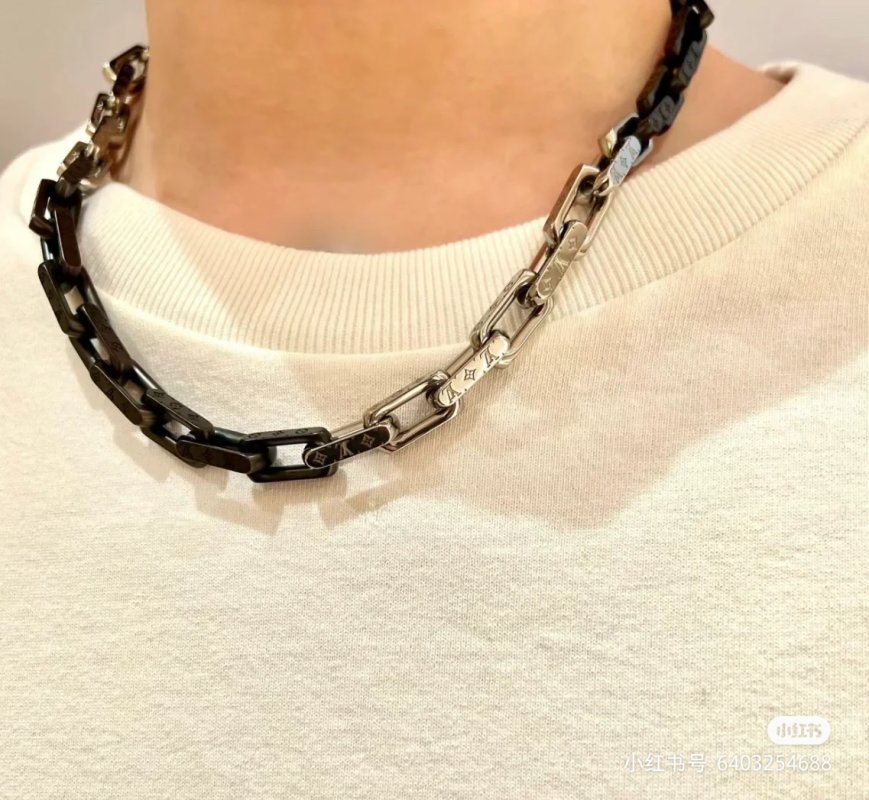 Louis Vuitton Bamboo Segment Black Silver Chain Necklace
